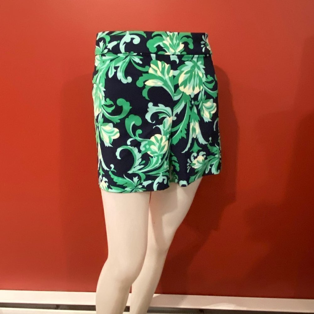 New York & Company Women's Paisley Navy/Green 4" Shorts - Size Large - NWT